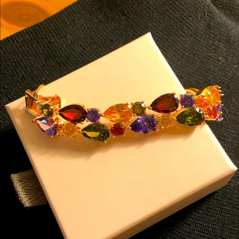 The bracelet